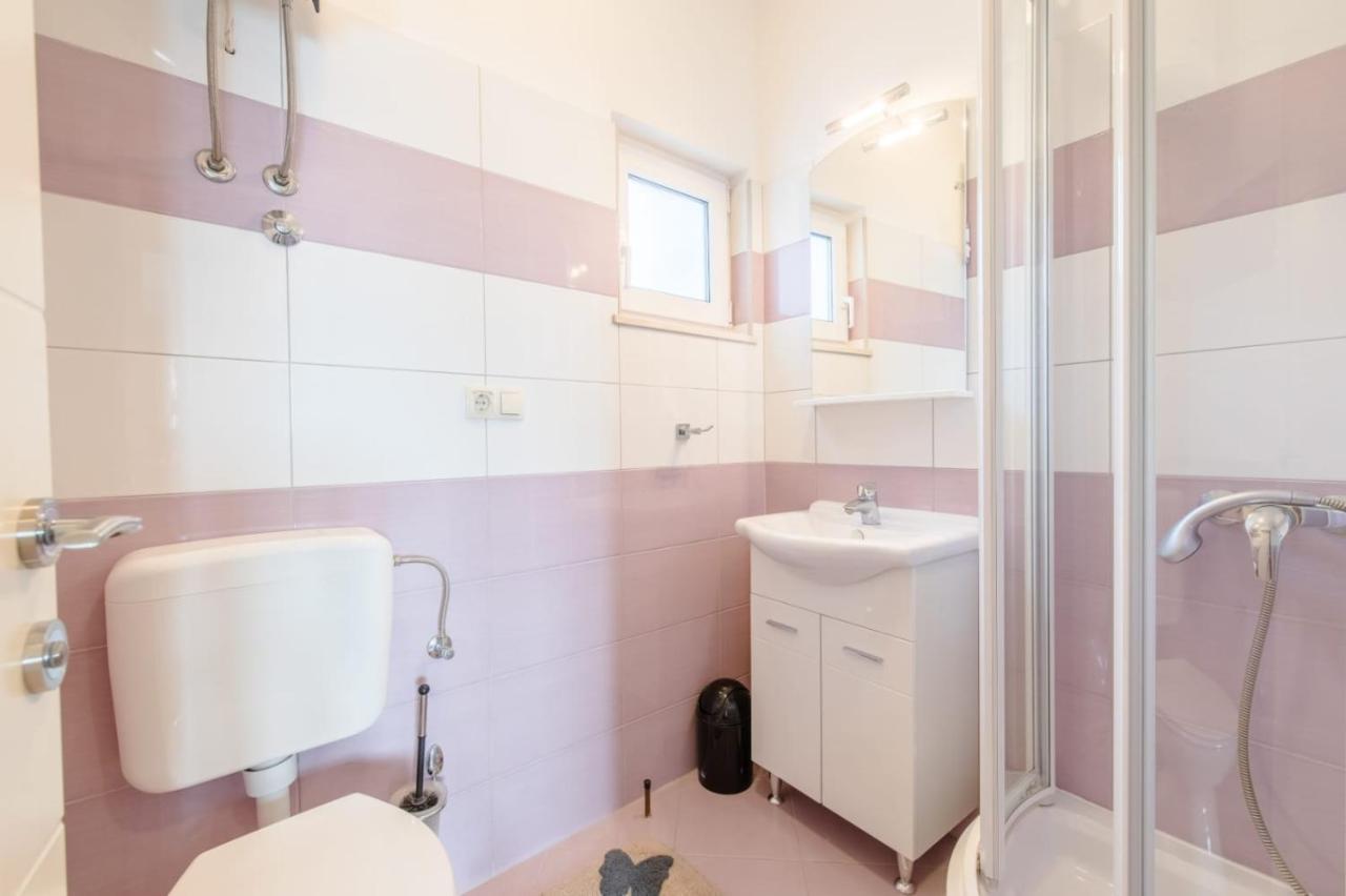 Apartmani Krilo Подстрана Екстер'єр фото