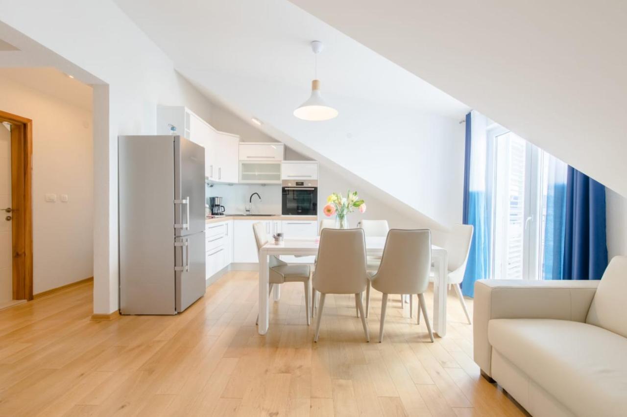 Apartmani Krilo Подстрана Екстер'єр фото