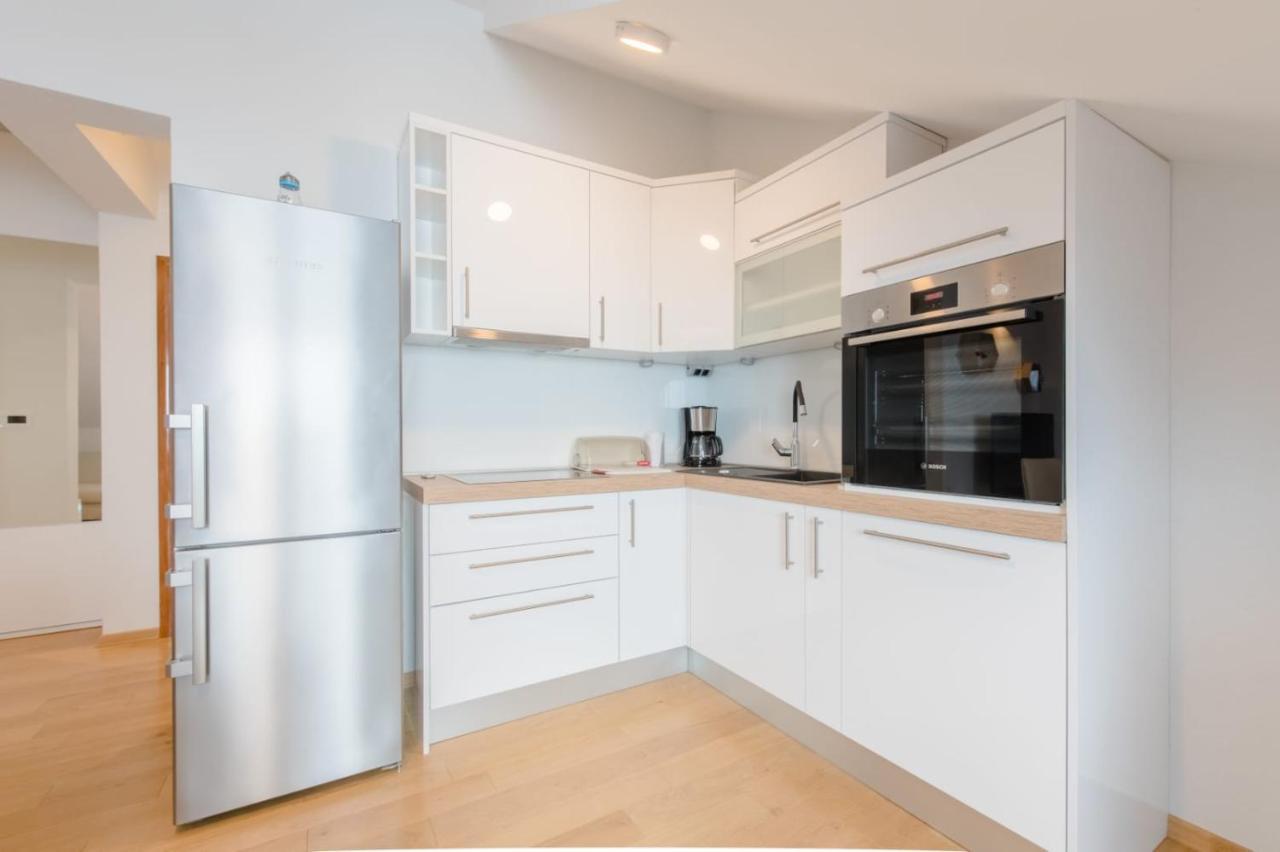 Apartmani Krilo Подстрана Екстер'єр фото